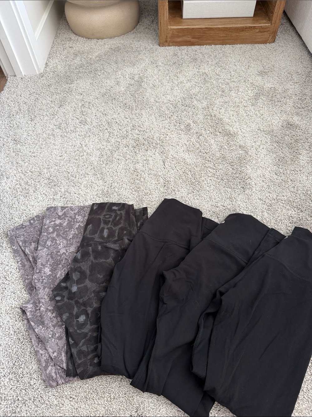 LULULEMON LEGGINGS LOT